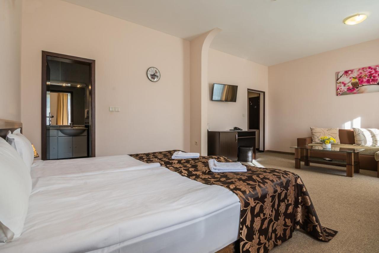 Hotel Royal Borovets Exterior photo